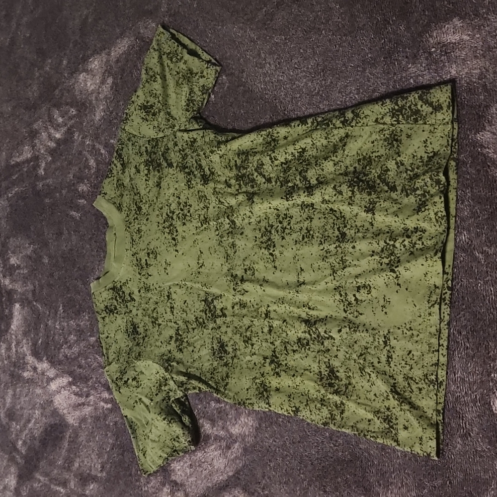 Boys Green and black splatter tee vox populi size M (10/12)